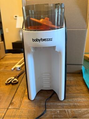 Baby Brezza White Formula Dispenser - White and Orange